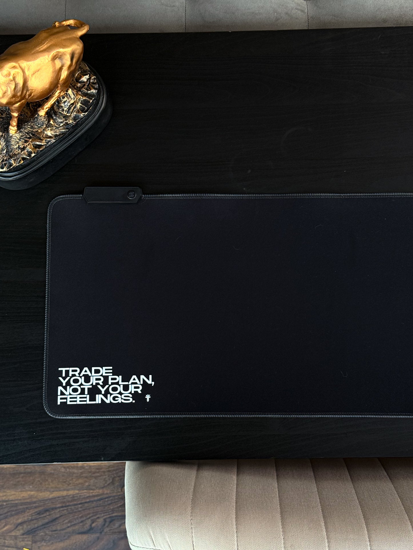 LED Motivating Message Mouse Pad